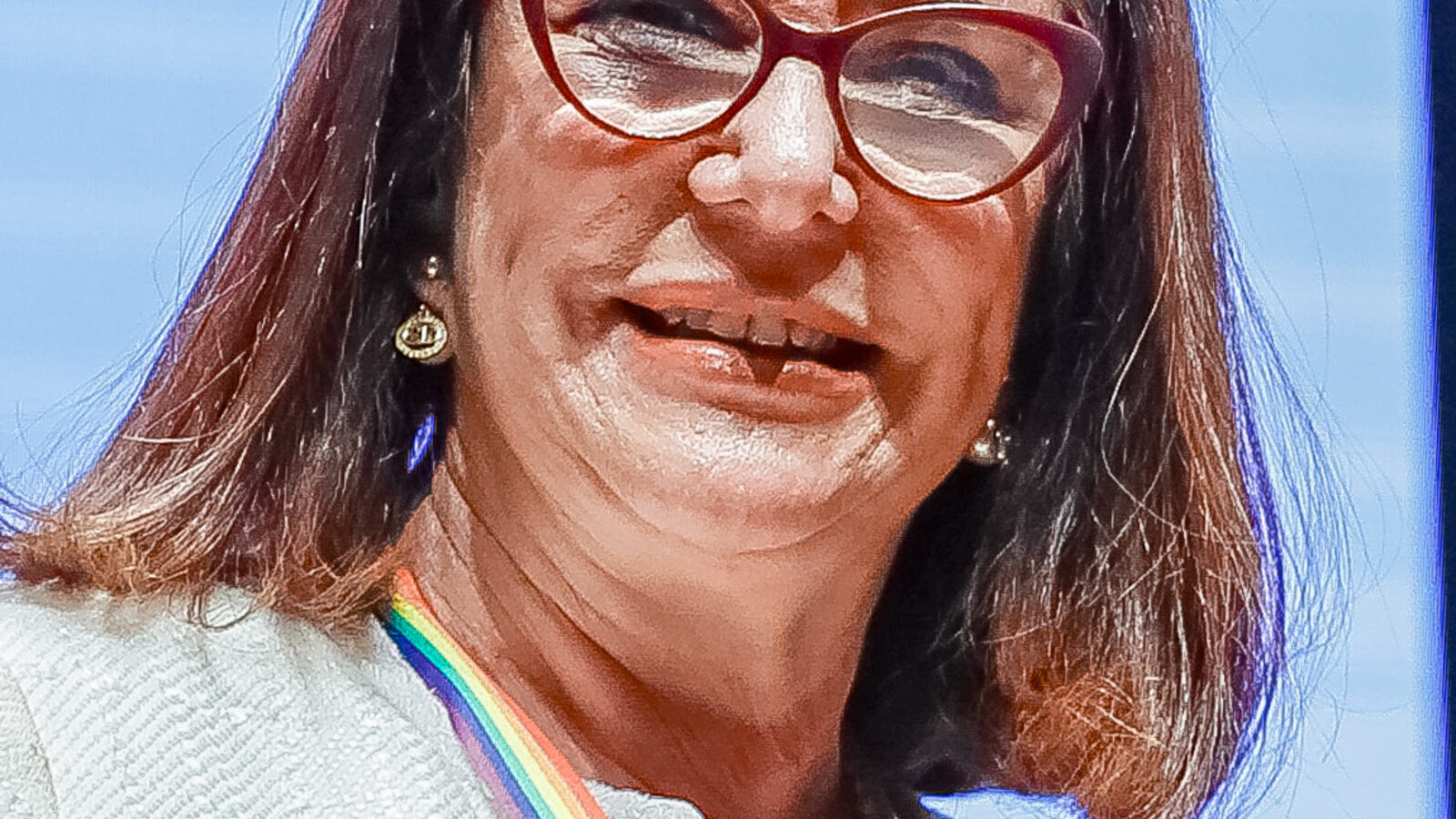 Magda Chambriard, presidente da Petrobras, de blazer, em evento oficial