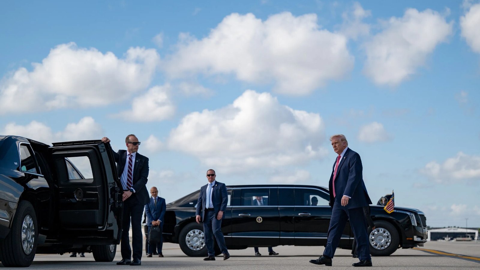 Donald Trump durante evento de apresentação de ferramenta de inteligência artificial do governo dos Estados Unidos