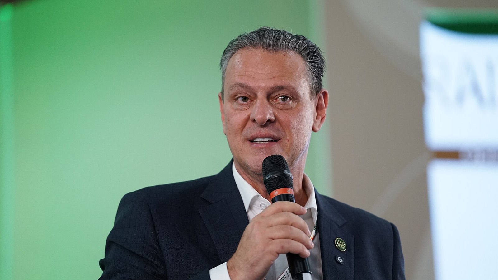Carlos Fávaro